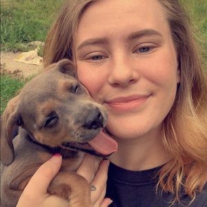 Meet your Posher, Kelsie